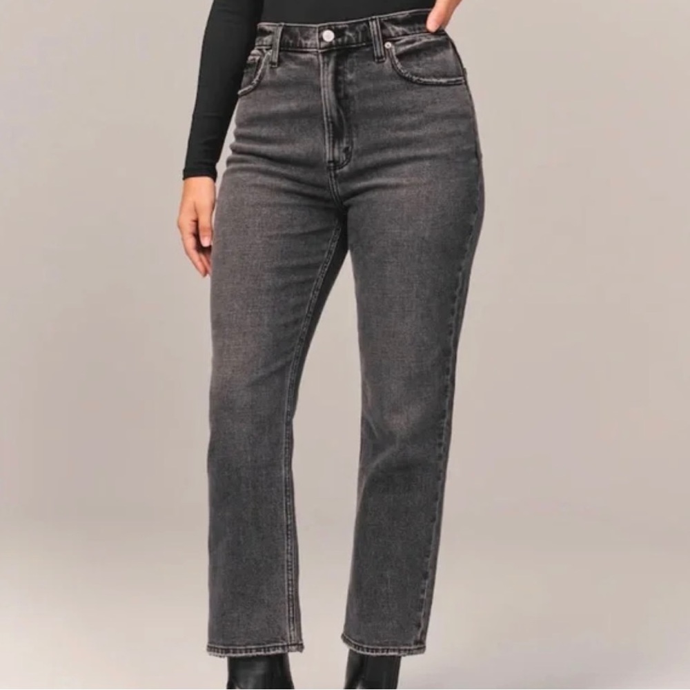 Abercrombie Straight Leg Crop Jean Ultra High Rise